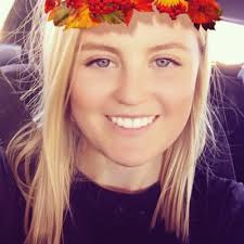 Sarah Garrett (@SarahGarrettt)