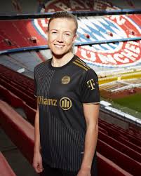 Als die deutsche telekom am dienstag nämlich das programm ihrer plattform „magentatv für die fußball. Hanna Glas Hannaglas Twitter