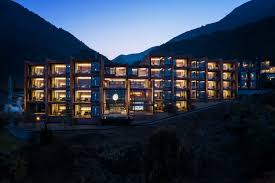 They kept me informed of the timing of the work and worked it through to completion without interruption. Galleria Midobaru Hotel Dabura M Inc Archdaily
