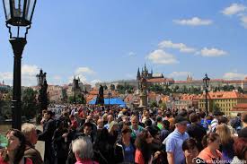 Über 2.000 wandertouren, 115 fernwanderwege und 116 pilgerwege durchziehen das land. Prag Sehenswurdigkeiten Die Schonsten Fotospots Tschechien