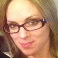 Esther Linton's Instagram, Twitter & Facebook