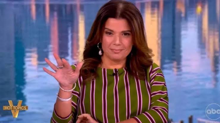 The View' Co-Host Ana Navarro Admits Trying to Play Matchmaker for Ben Affleck and Shakira After Actor's Second Jennifer Lopez Split - Yahoo Style Canada