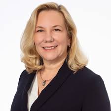 I'm honored to share that I'm starting a new position as Managing  Director-Investments at Marcus & Millichap! Thank you to my clients for  your continued trust as your investment sales advisor. |