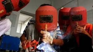 Sunt sigură că se va găsi totuşi ceva. Ce Meserii Bine Platite Pot Practica Tinerii Care Nu Au Luat Bac Ul Mobile