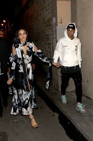 nejˈmaʁ dɐ ˈsiwvɐ ˈsɐ̃tus ˈʒũɲoʁ; Neymar Jr And His Girlfriend Bruna Marquezine Attend The Off White Neymar Jr Junior Fashion Neymar