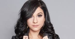 Lena Leon's Instagram, Twitter & Facebook