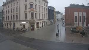 Visit us for krakow hotels, krakow apartments, tours and sightseeing, travel information such as getting to and from krakow and general tourist information. Webcam Krakow Livestream Historic Center