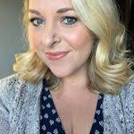 Heather Levinson's Instagram, Twitter & Facebook