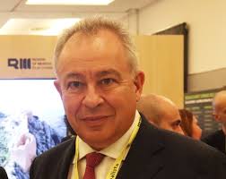 Carlos Antón: "A diferencia de otros laboratorios que potencian el aspecto  creativo, Platino Next Gen se centra en la estructura legal y financiación  de los proyectos"