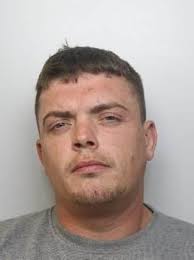 Police seeking wanted man warn public not to approach him