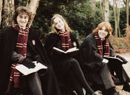 it won t be long yeah knockturnallley harry potter and the goblet of fire behind the scenes harry potter tumblr harry james potter harry potter scene