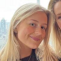 Elizabeth Arrowood's Instagram, Twitter & Facebook