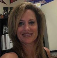 Stephanie Kearns's Instagram, Twitter & Facebook