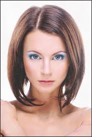 Bob Vorne Lang Hinten Kurz Bob Frisuren Kurz Und Mittellang Frauen Haare Bob Frisur Bob Frisur Eine Seite Kurz Bob Frisuren Kurz