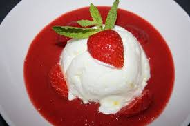 Soupe De Fraises Facon Ile Flottante Soupe De Fraises Ile Flottante Fraise