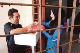 Click here for english version. Khidmat Penghantaran Makanan Jimatkan Masa
