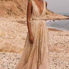 In this color combination, red flowers will stand out. 22 Best Champagne Wedding Dresses Of 2021