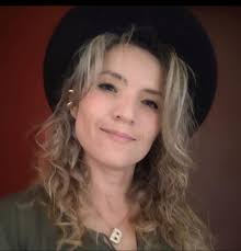 Hello everyone!!! I came to pick up my other self!!! Be nice 🥰