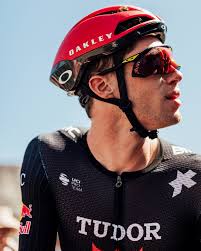 Solid team effort today to leadout @alberto_daino for the sprint, getting  another strong Top-10 🛡️ #TudorProCycling #BornToDare 📸 @cyclingimages