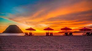 Welcome to ris nanda art kali ini sy mengunggah sebuah gambar pemandangan di tepi pantai😊 berikut adalah beberapa komponen yg sy gunakan. 10 Tempat Wisata Alam Di Jawa Timur Yang Wajib Dikunjungi