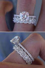 Wedding Supplies Weddings On The Beach Uk Wedding Vows Registry Office Weddings Uk Bijoux Mariage Parure Bijoux Mariage Belles Bagues De Fiancailles