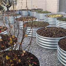 Fermob kleine gartenbank aluminium manufactum kleine. Manufactum Tomatenring Wellblech Manufactum