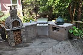 It's so embarrassing to show the entire world the ugly condition in which we had kept our backyard for the past few years. 5 Amazing Diy Backyard Bbq Islands Home Matters Ahs Com