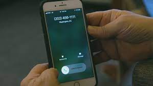 What is caller id spoofing. How Scammers Spoof Calls Manipulate Your Caller Id Komo
