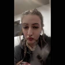 b r a n d i 🧸❤️‍🩹