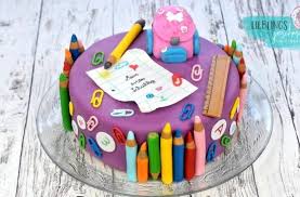 Tolle Bunte Einschulungstorte Lieblingsgeschmack De Rezept Torte Einschulung Einschulungstorte Kuchen Einschulung