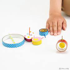 リサイクル工作 テープの芯でくるくるコマ の作り方 ぬくもり 工作 こども 工作 リサイクル