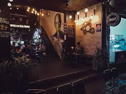 The 9 Best Hue Cafes Will Fly For Food