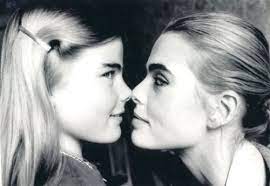 Mariel And Margaux Hemingway Margaux Hemingway Mariel Hemingway Celebrity Siblings