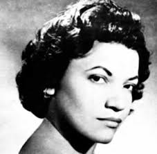 BOLEROS CON ELENA BURKE