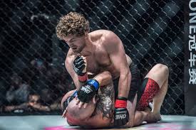Askren was the former bellator and one welterweight champion before. Ben Askren Obeshaet Slomat Volyu Gsp Kogda Oni Poderutsya V 2019