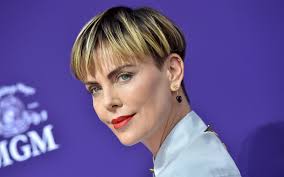 Now, she's showing just how versatile the style can be by wearing it slick back and to the side. Charlize Theron Slicked Her Bowl Haircut To The Side And Made It Look Entirely New See Photo Allure