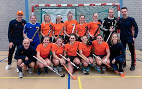 Maybe you would like to learn more about one of these? Oranje Dames Zaal