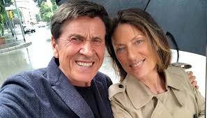 Sorprendente e meravigliosa come sempre oriella dorella #orielladorella #christianfaggetti #andrearisso #crema #saturday #july. Gianni Morandi E La Grande Famiglia 2 Mogli E 5 Nipoti Chi Sono I Figli Marianna E Marco