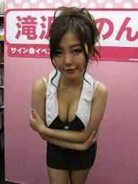 滝沢かのん 大阪サイン会密着レポート！ : 桃太郎広報女子ブログ