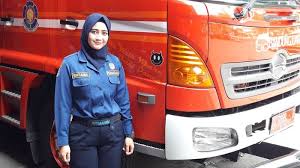 Ada perusahaan yang sedang membuka kesempatan lowongan kerja sma, damkar, sales promotion representative, staf sales, staf teknik mekanik dan banyak lagi di . Sopir Damkar Cantik Ini Akrab Disapa Intan 2 Motor Pun Beradu Karena Pengemudinya Gagal Fokus Tribun Jabar