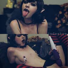 Mavis by JadeSkyeelunaxc : rnsfwcosplay