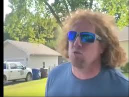 Sammy Hager lookalike goes