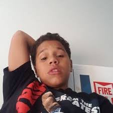 Andre Cade's Instagram, Twitter & Facebook