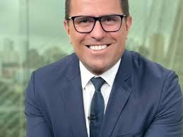 Em baixa, Rodrigo Bocardi reaparece nas redes sociais e manda recado aos  fãs