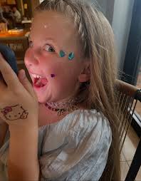 HAPPY 8TH BIRTHDAY my sweet Delta V! 🥹💖🎁 This weekend we celebrate YOU!  Being your mom is my life's greatest joy and I don't need to worry about  the crazy fast passage