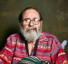 Robert Isaac De La Rocha nasceu na Califórnia, em 26 de novembro de 1937, e  tem hoje 86 anos. Los Four O grupo era originalmente composto por Carlos  Almaraz, Frank Romero, Gilbert