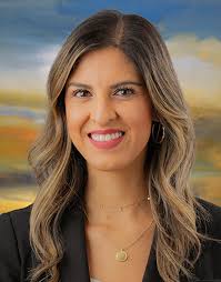 Jennifer Corona's Instagram, Twitter & Facebook