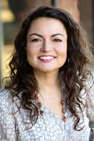 Jennifer Hack's Instagram, Twitter & Facebook