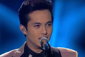 Laine Hardy, Tiny Town — A Live, Acoustic Tearjerker