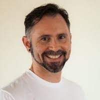 Tom Annese's Instagram, Twitter & Facebook